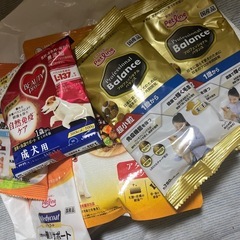 ドッグフード　まとめ売りの画像