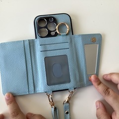 iPhone15PROカードケース付きショルダーケースの画像