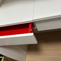 IKEA イケア　ドレッサー　机の画像