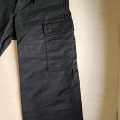 カーゴパンツの画像