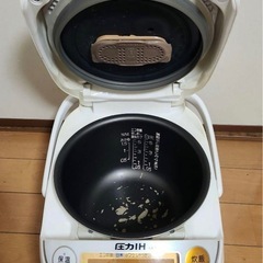 ZOJIRUSHI 圧力IH炊飯器 NP-ZB10の画像