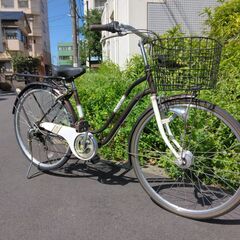 ２６インチのちょっとお洒落な自転車です。ＬＥＤオートライト、外装６段ギア付です。の画像