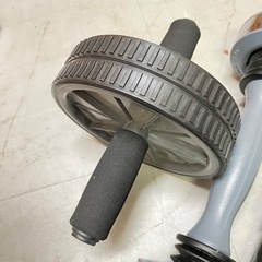 筋トレグッズ 4点セットで1000円の画像