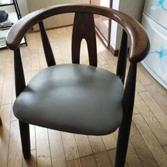 ダイニングテーブル　椅子２脚セットの画像