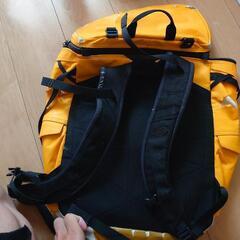 ノースフェイス ボックスリュックの画像