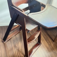 ハイチェアの画像