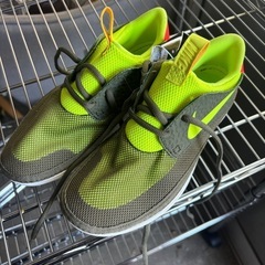 NIKE ナイキ　スポーツシューズ　23cm 未使用の画像