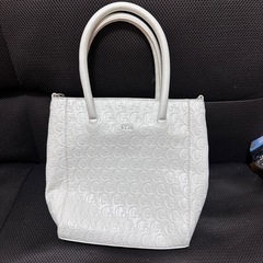 GYDA トートバッグ 白の画像