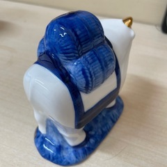 瀬戸焼染錦招福丑の陶器の置物（福俵・大）【牛、うし、ウシ/干支/インテリア/正月/縁起物】の画像