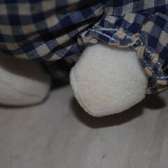[1489] ハローキティ ぬいぐるみ チェック柄ドレスの画像