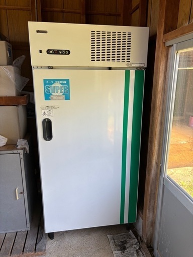 『決まりました』
スーパー玄米保冷庫　　取説　鍵付き