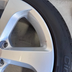 VW ゴルフ7.5GTI純正225/45 R17 PIRELLIバリ溝タイヤ20の画像