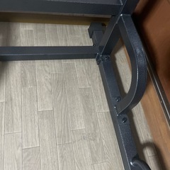 懸垂　ぶら下がり機　スポーツ　ジム　トレーニング　腹筋の画像