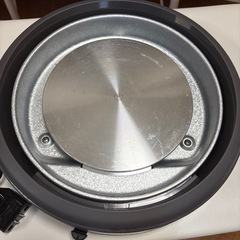 電気グリル鍋の画像