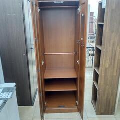 リユースのサカイ太田店★ジモティ割あり★  ロッカータンス 木目調 H180×D56×W60.5 クリーニング済み OJ10886の画像