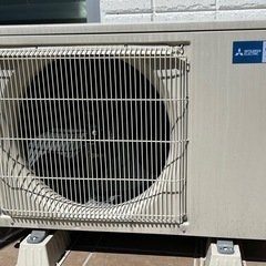 【美品】三菱エアコン10-12畳用＋室外機（排水ホース無し）の画像
