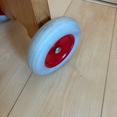 木製三輪車の画像