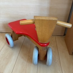 木製三輪車の画像