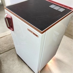 レトロ冷蔵庫　東芝ホームフリーザーGF-94H(W) の画像