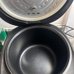 炊飯器の画像