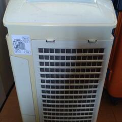 SHARP 加湿空気清浄機 KC-A70-W 2011年式の画像