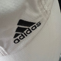 adidas キャップの画像