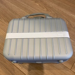 ミニスーツケースの画像