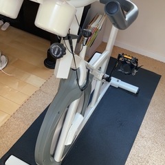 エクササイズ スピンバイクの画像