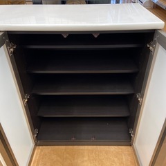 ニトリ　キッチンカウンター　2枚扉　ブラック×ホワイトの画像