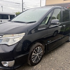 日産 セレナの画像