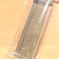 ちいかわ 古本屋ちゃん カニちゃん ホテルキーホルダー アクリル製の画像