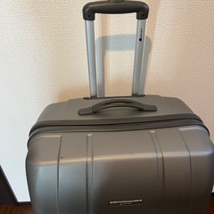 大型スーツケース Lサイズの画像