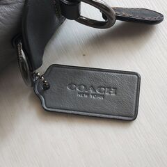 COACH グレー ショルダーバッグの画像