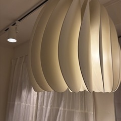 IKEA シムニンゲン ペンダントランプ ホワイト φ42cmの画像