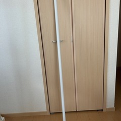 突っ張り棒の画像