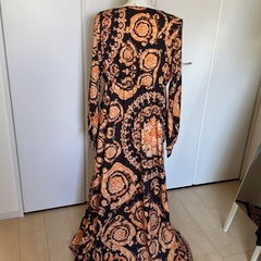 ガウンドレスの画像