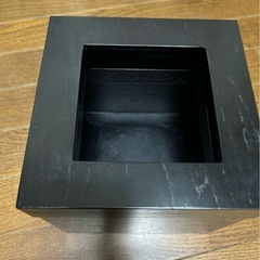 黒　木箱の画像