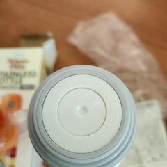プーさんの水筒のみの画像