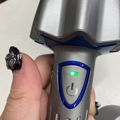 2509-086 lnvictus One コードレスクリーナー INV2209000001 2023年製 動作確認済み バッテリー残量不明 付属品あり キズ 汚れありの画像