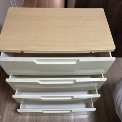 衣装ケース4段の画像