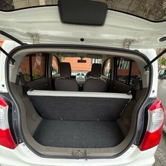 車を見て価格について話し合うために私に連絡してください。の画像