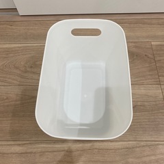 プラスチック　収納ケース5個の画像