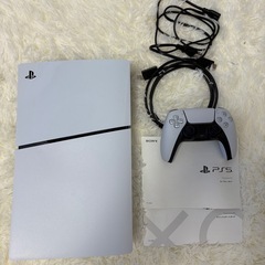 PlayStation 5(CFI-2000A01)【中古・箱説あり・付属品あり】の画像