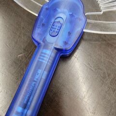 光るうちわの画像