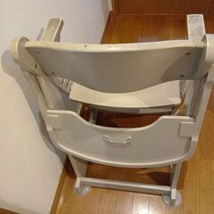 カトージ ベビーチェア  木製 ハイチェア　グレージュ KATOJIの画像