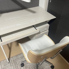 デスクチェアセットの画像