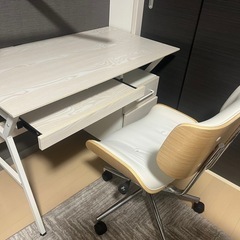 デスクチェアセットの画像