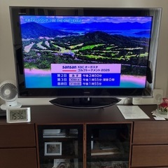 東芝REGZA 46ZX8000とテレビ台の画像