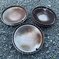 中古３枚ムーン風ホイールカバーの画像