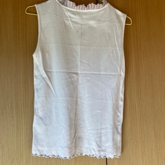 Beau-teeの綺麗めなノースリーブの画像